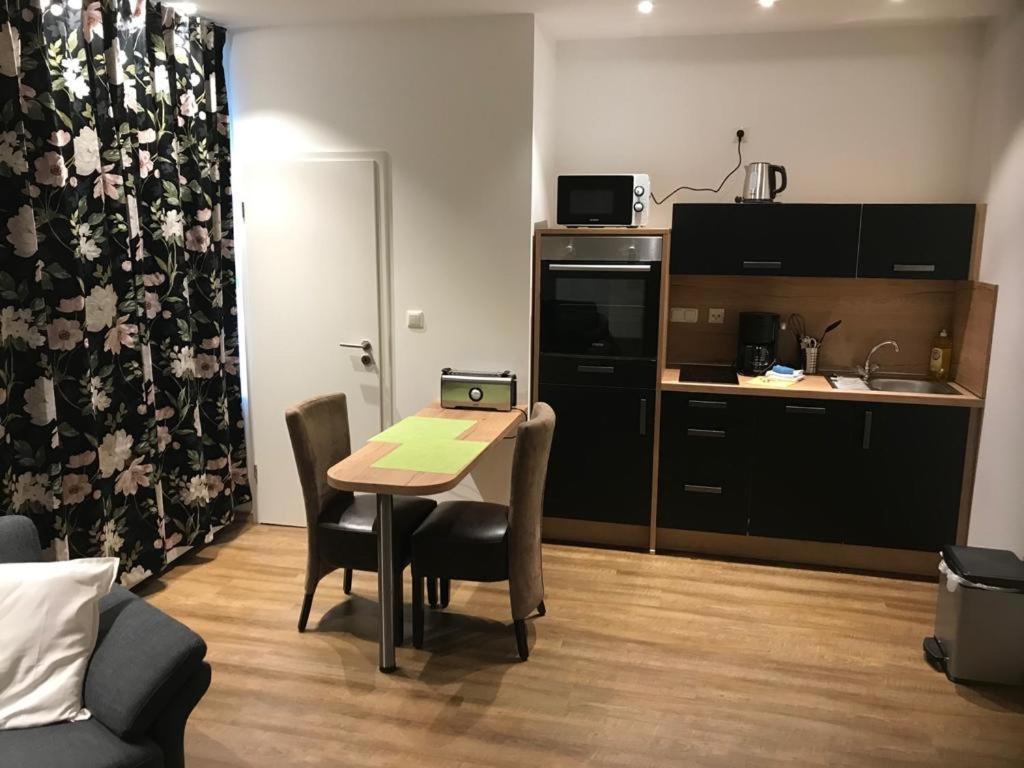 Ferienapartment: An Der Kunstakademie Heimbach Extérieur photo